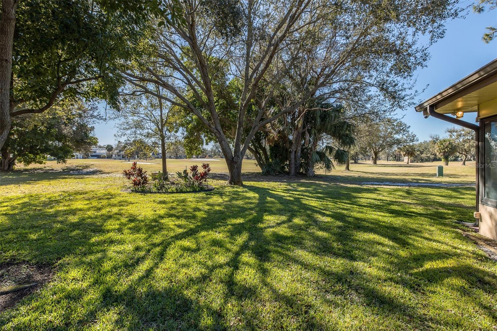 2721 Northridge Dr E Property Photo 22