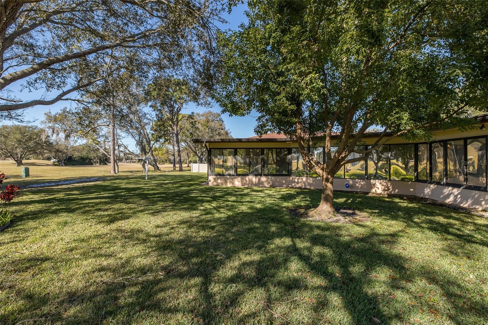2721 Northridge Dr E Property Photo 23