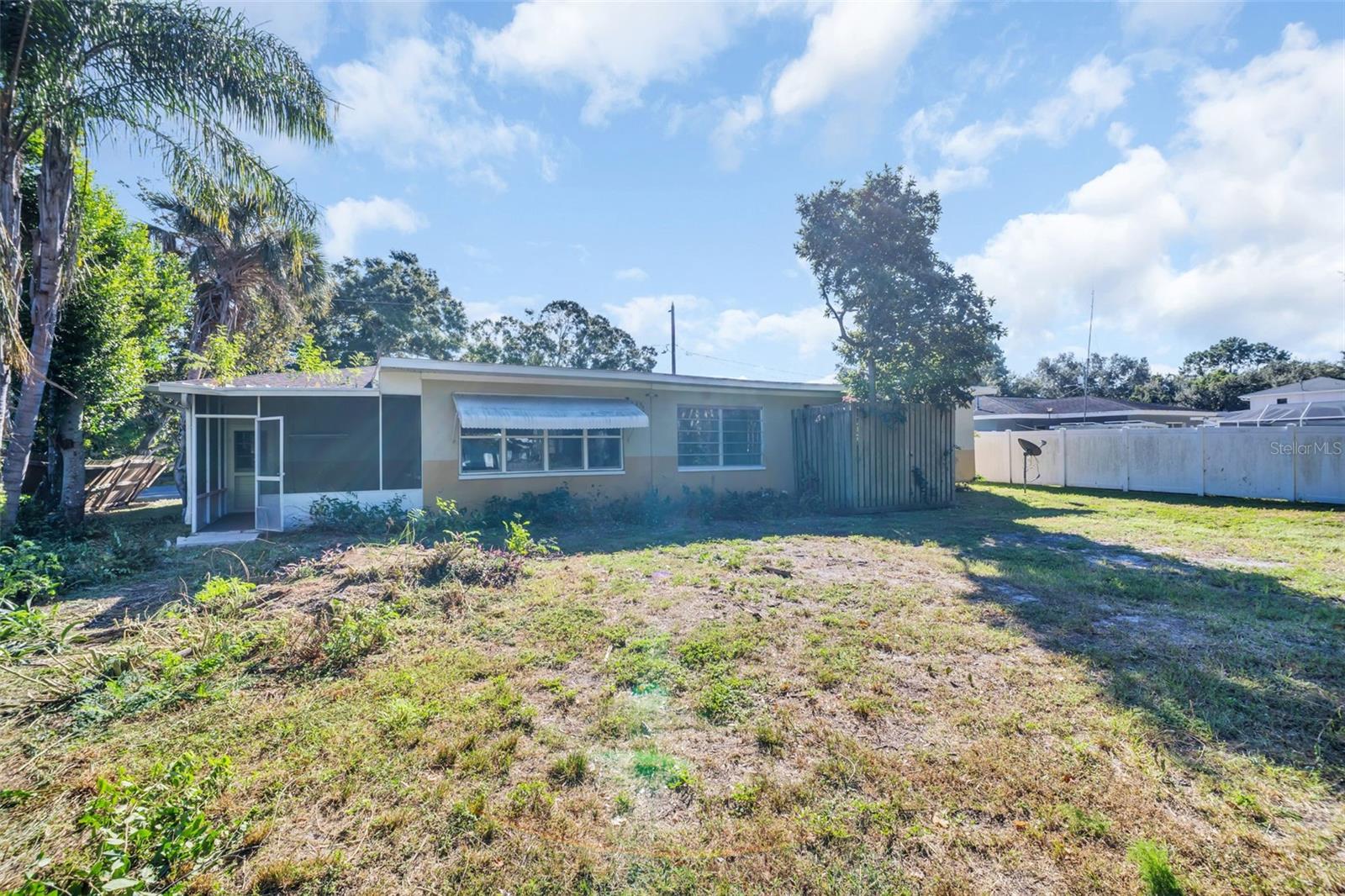 1182 Norwood Ave Property Photo 45