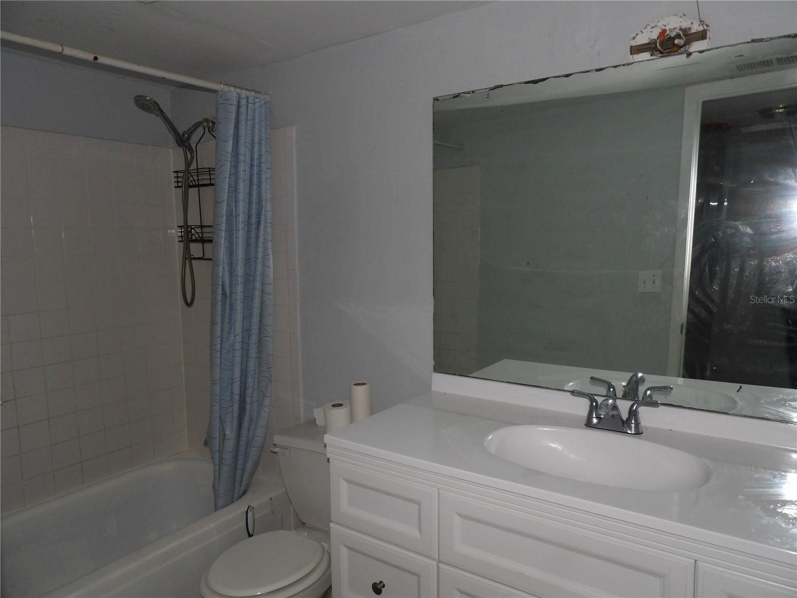 8602 Champlain #87 Property Photo 11