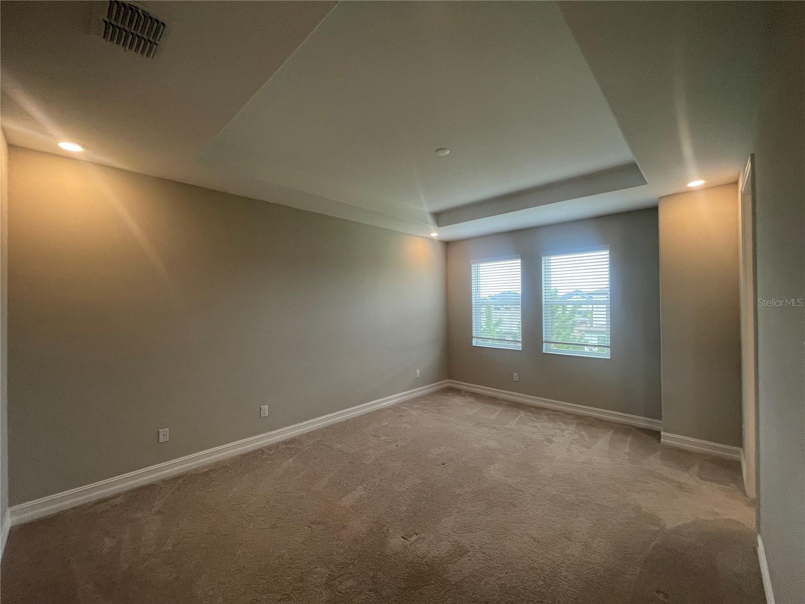 4596 Almada Ln Property Photo 15