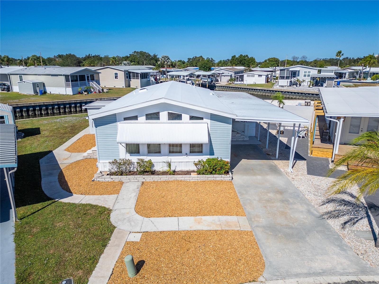 126 W SAINT JOHNS WAY Property Photo 1