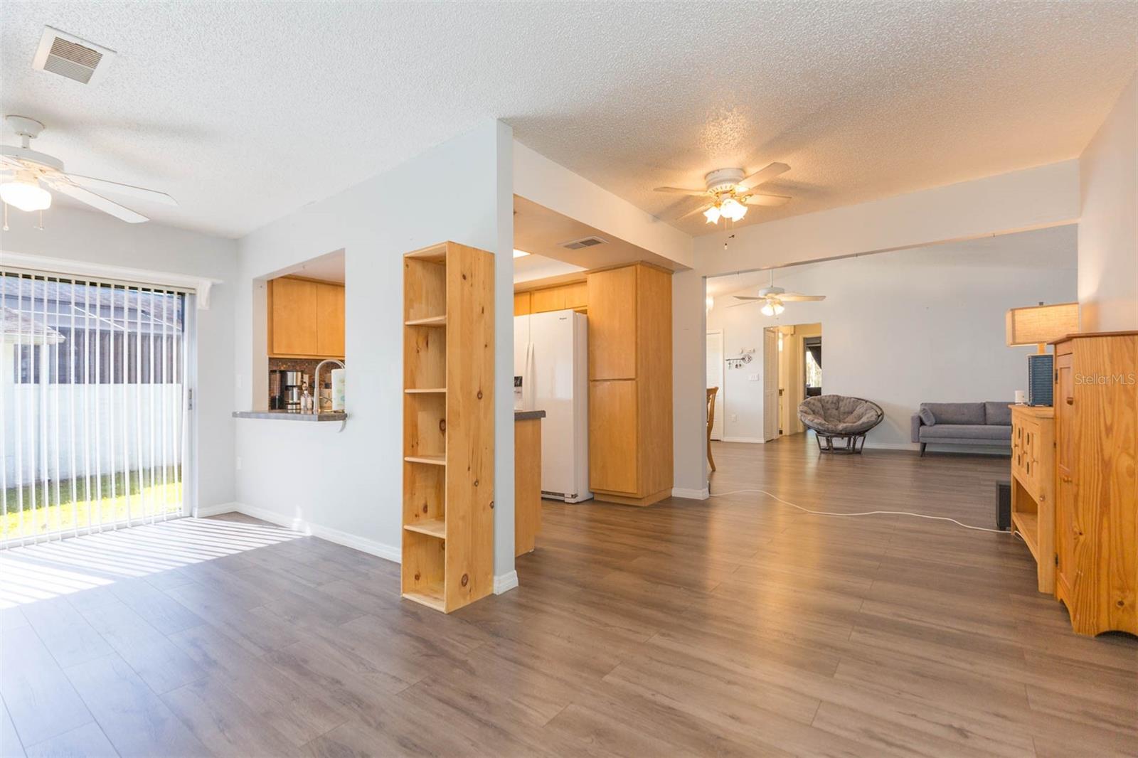 13016 Club Dr Property Photo 10