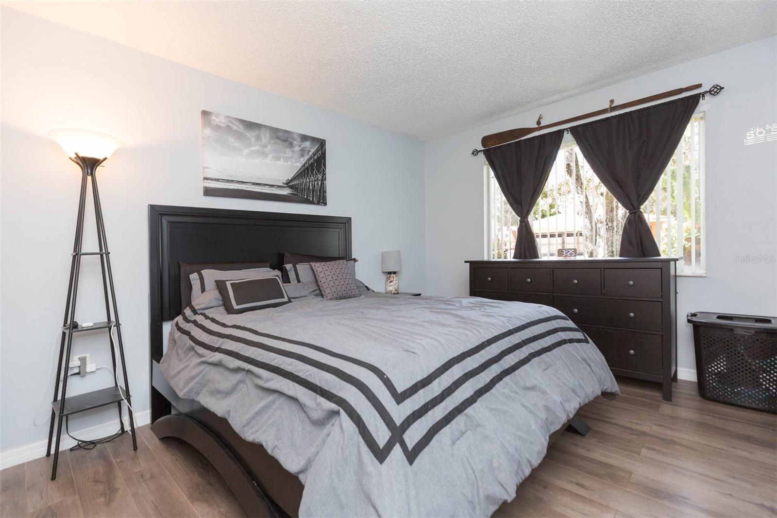 13016 Club Dr Property Photo 19