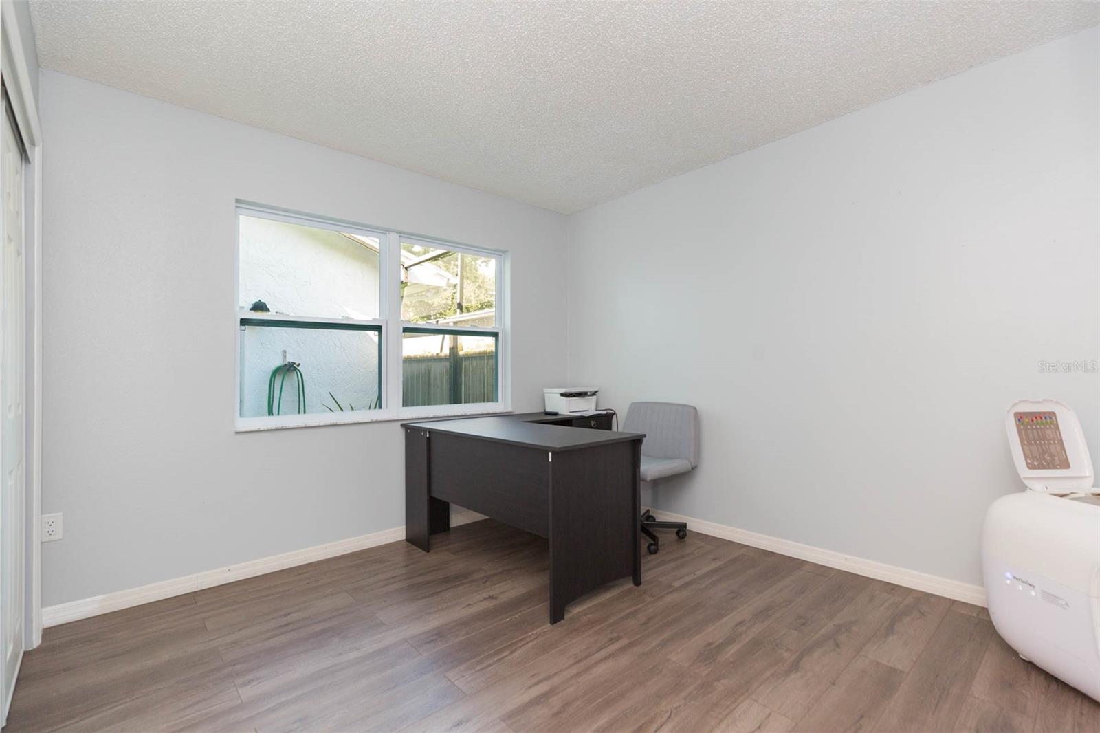 13016 Club Dr Property Photo 23