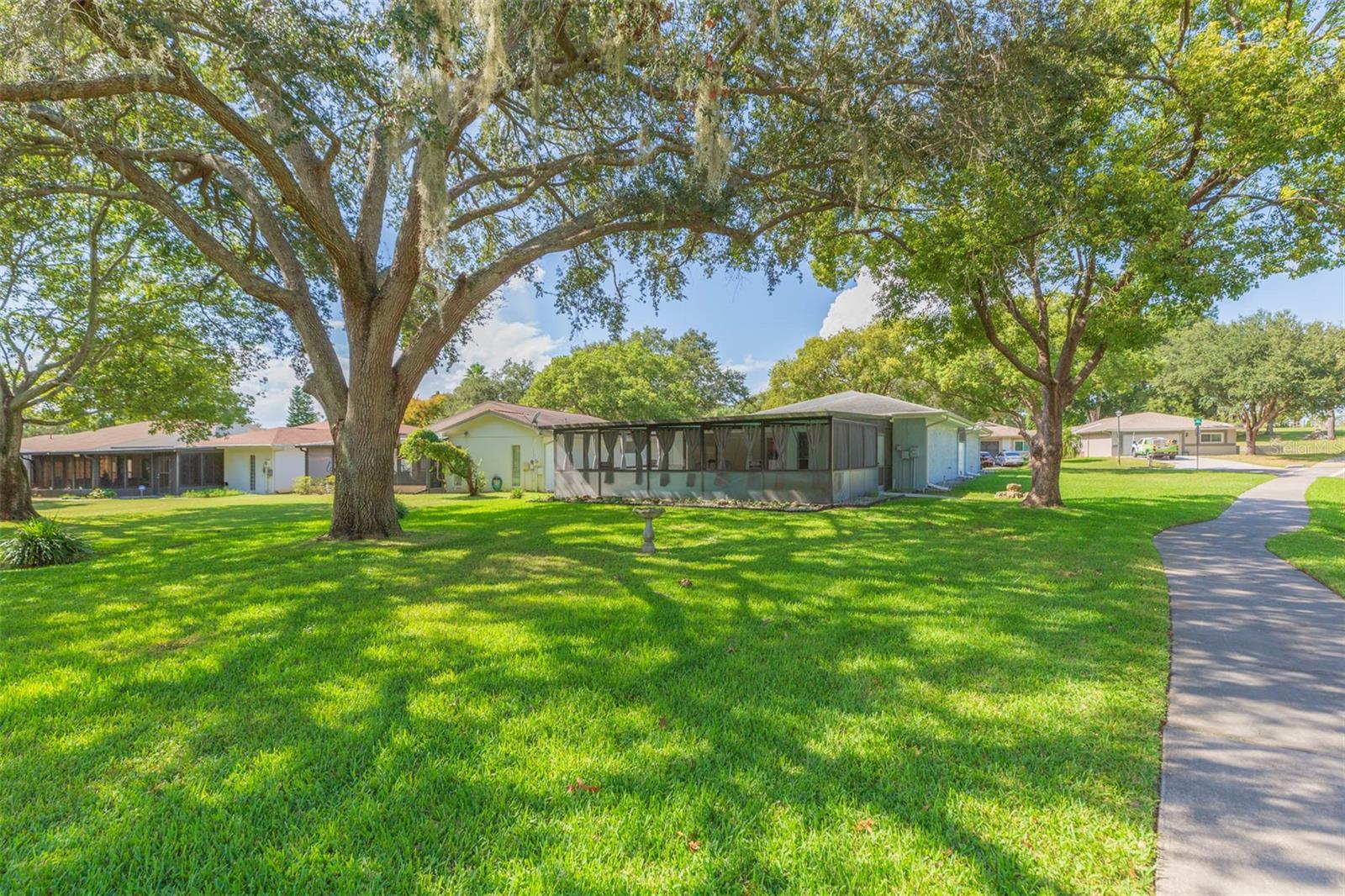 13016 Club Dr Property Photo 40
