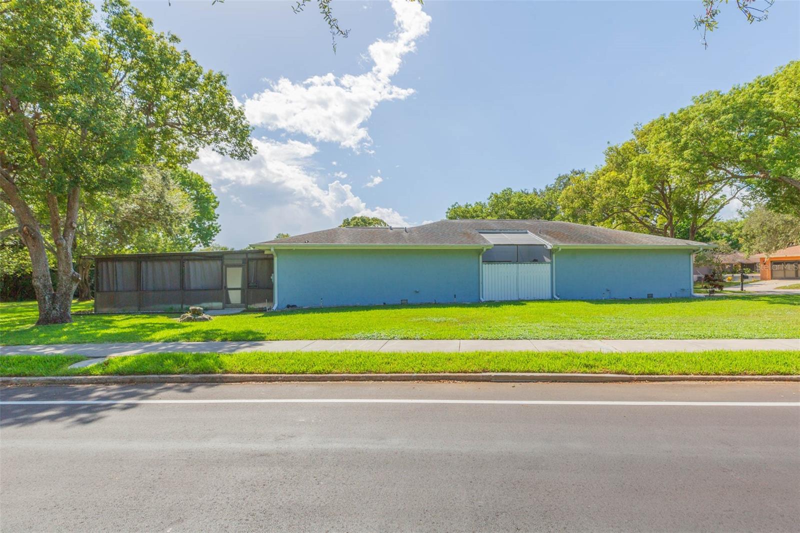 13016 Club Dr Property Photo 41