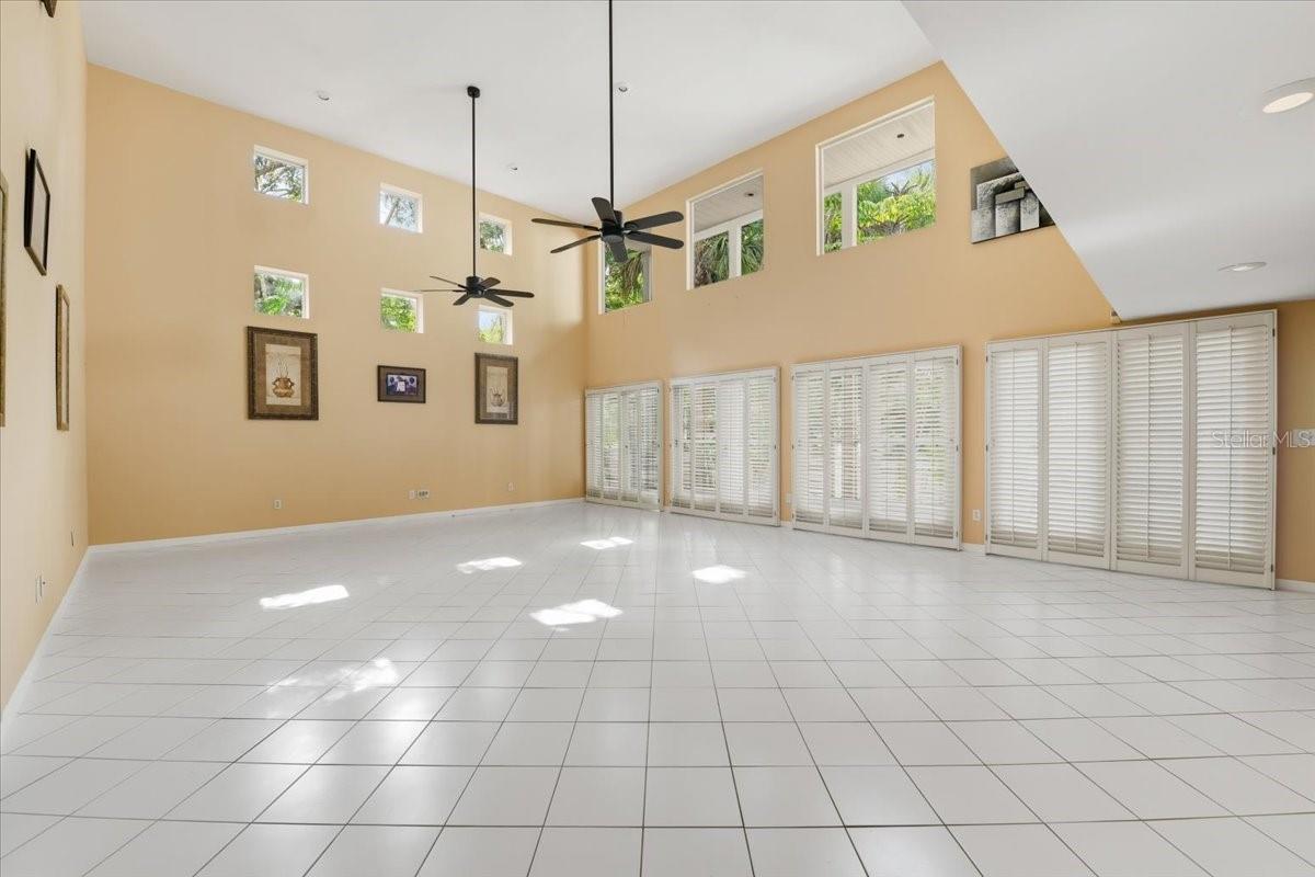 2713 Chambray Ln Property Photo 7