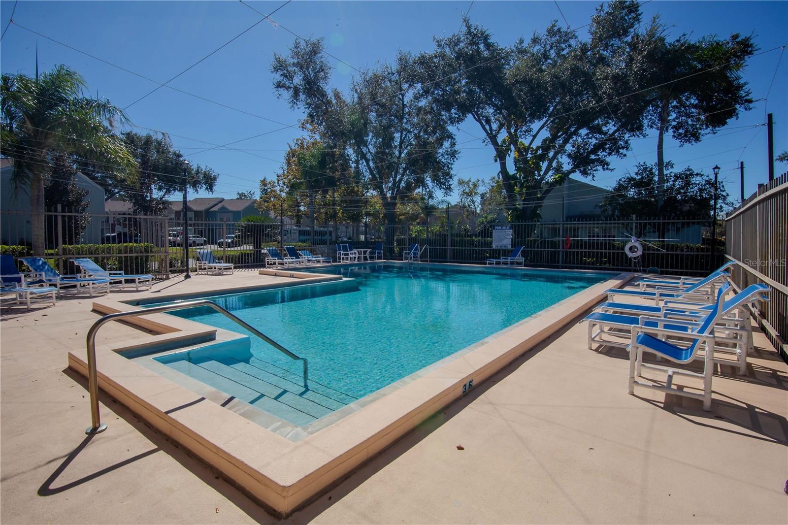 16112 Rambling Vine Dr W Property Photo 4