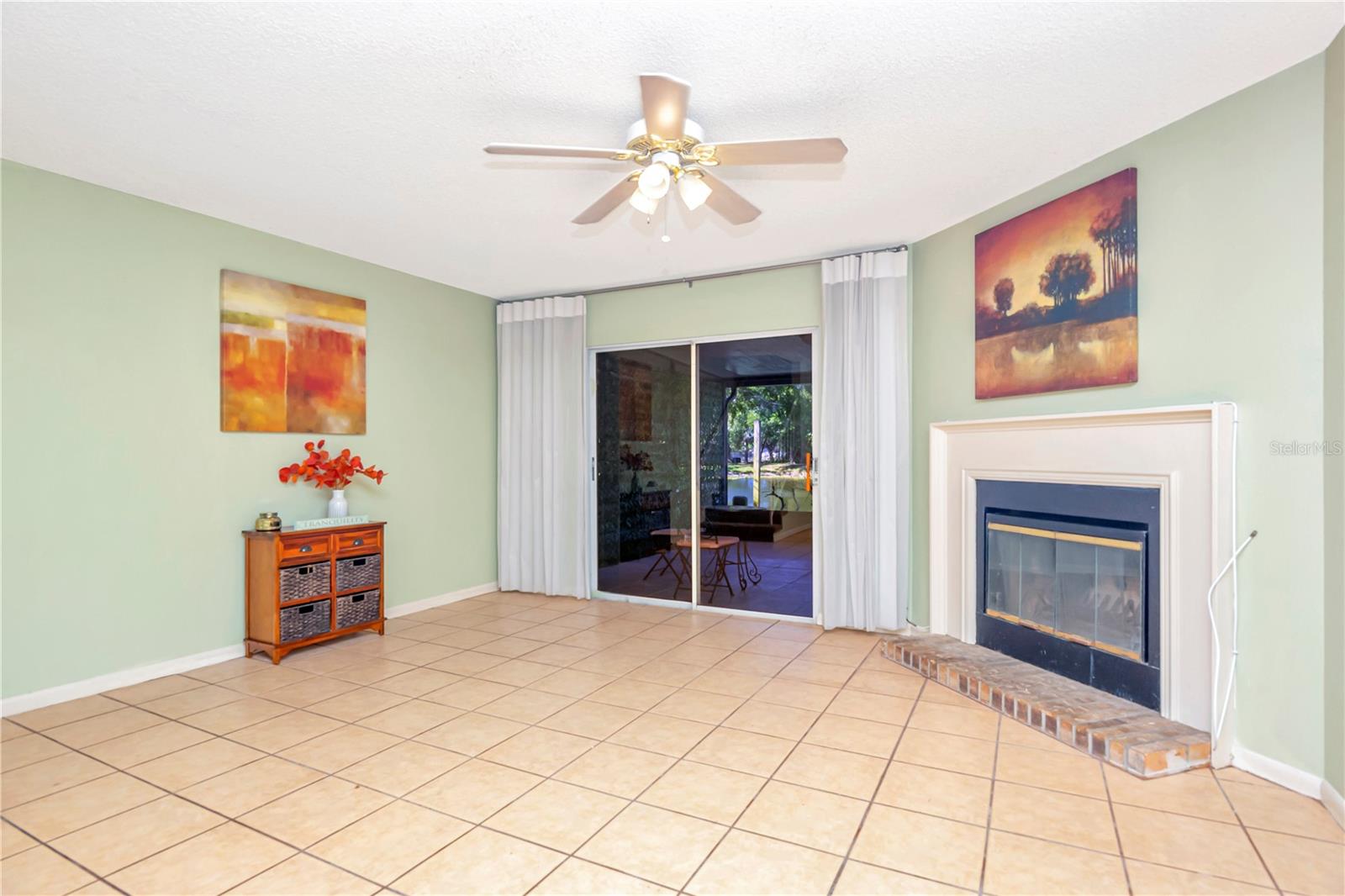 16112 Rambling Vine Dr W Property Photo 10