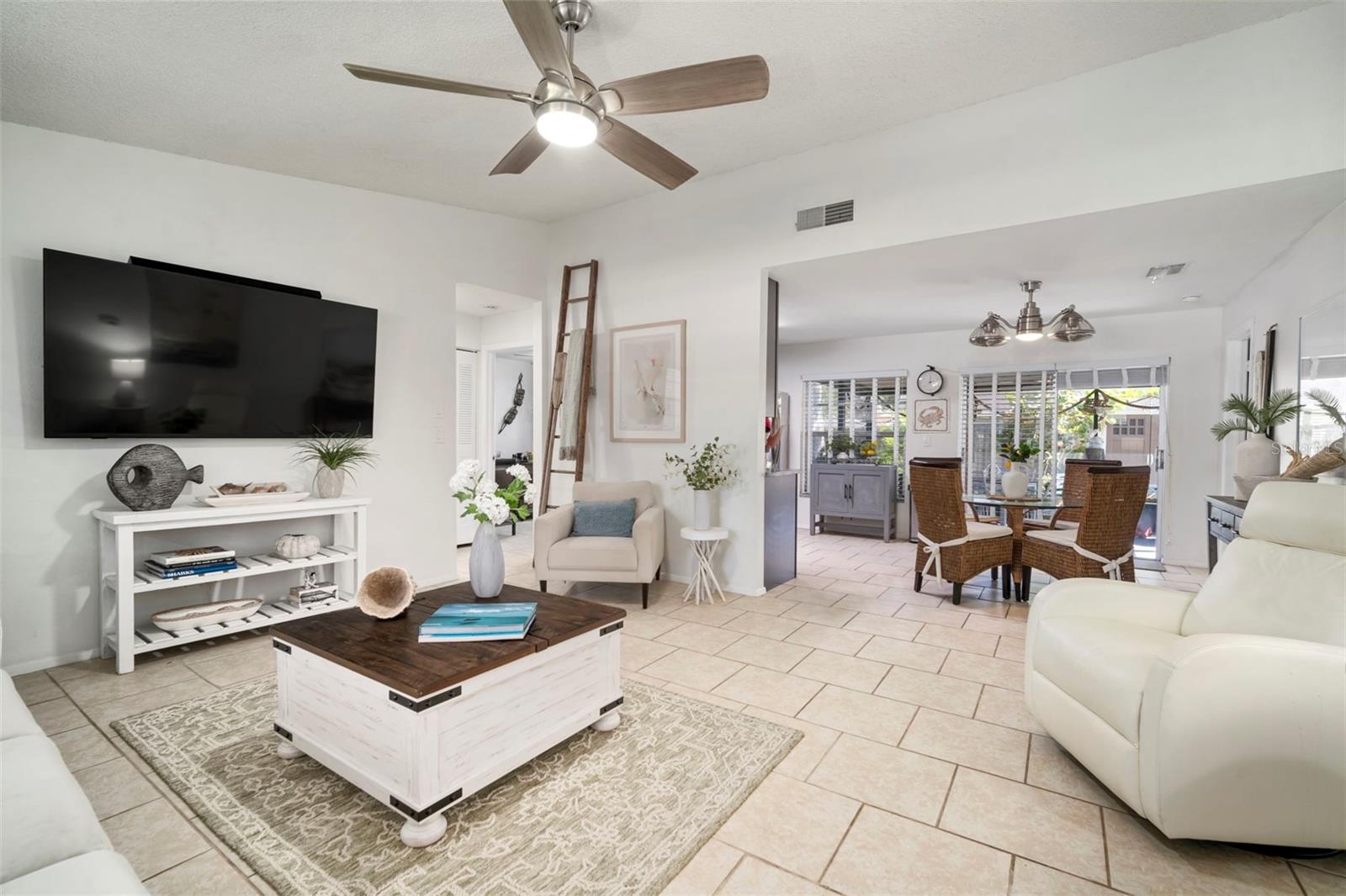 11305 Silverleaf Ct Property Photo 16