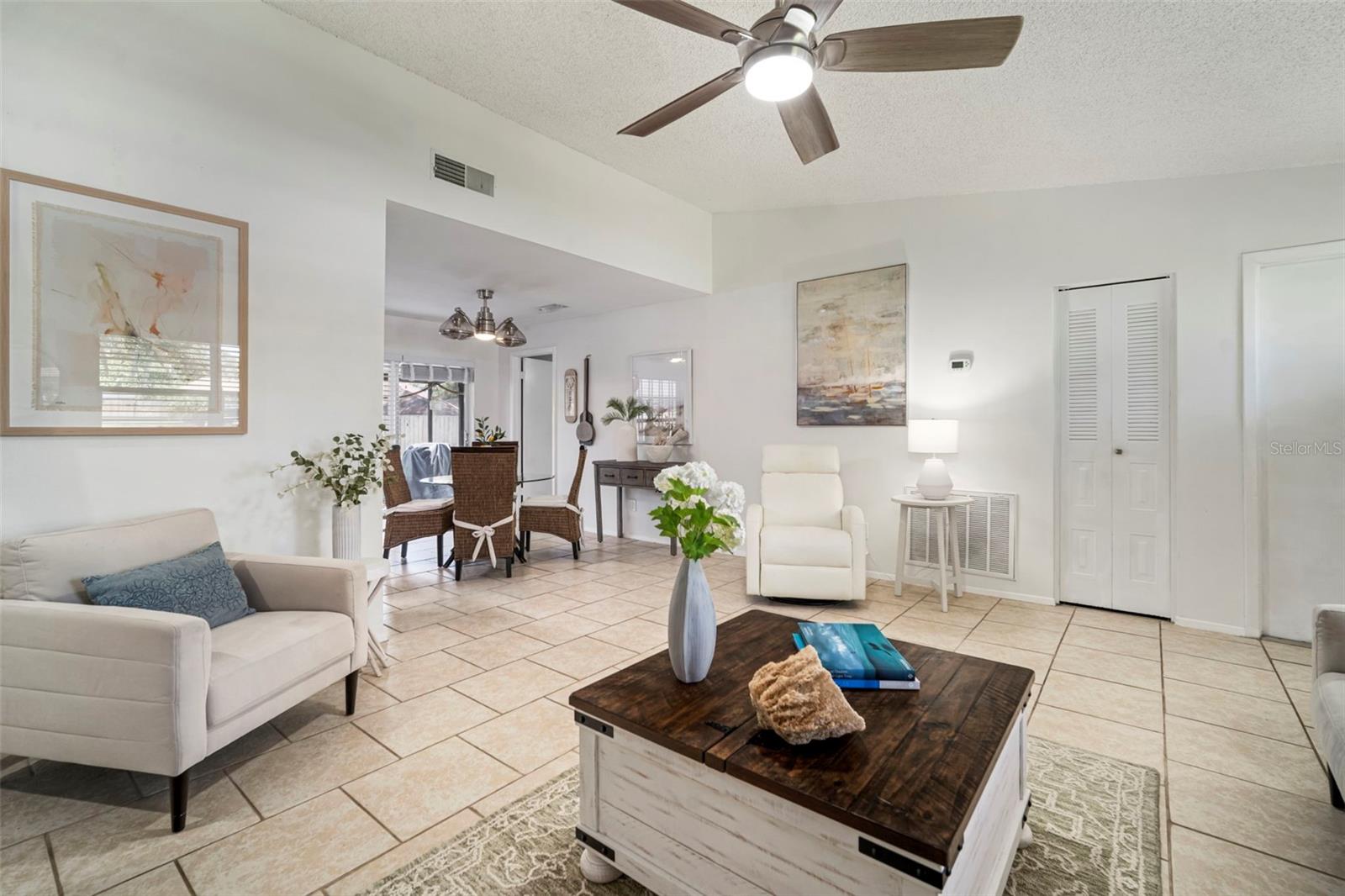 11305 Silverleaf Ct Property Photo 17