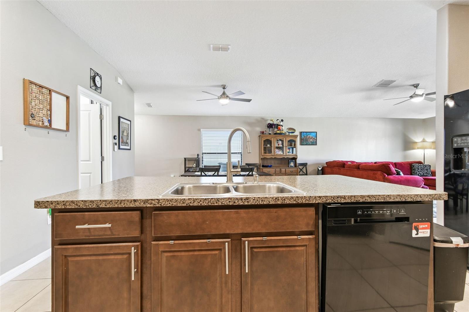 10112 Rosemary Leaf Ln Property Photo 14