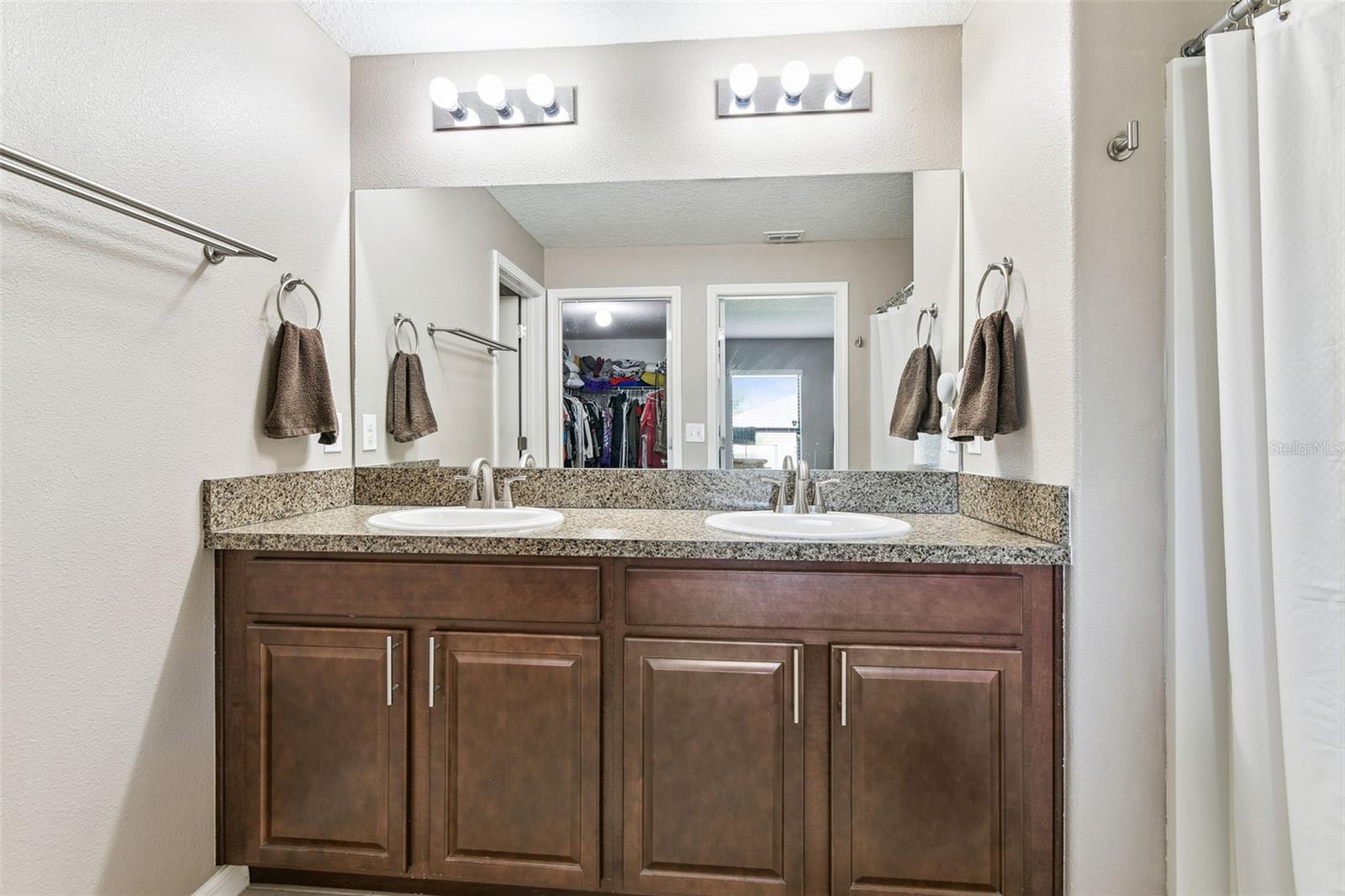 10112 Rosemary Leaf Ln Property Photo 23