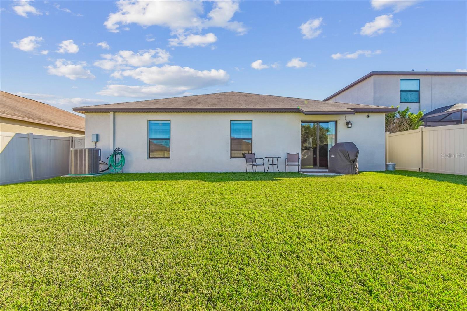 10112 Rosemary Leaf Ln Property Photo 35