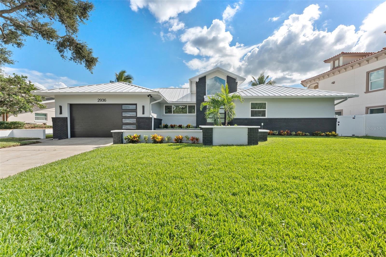 2936 68th Ave S Property Photo 2