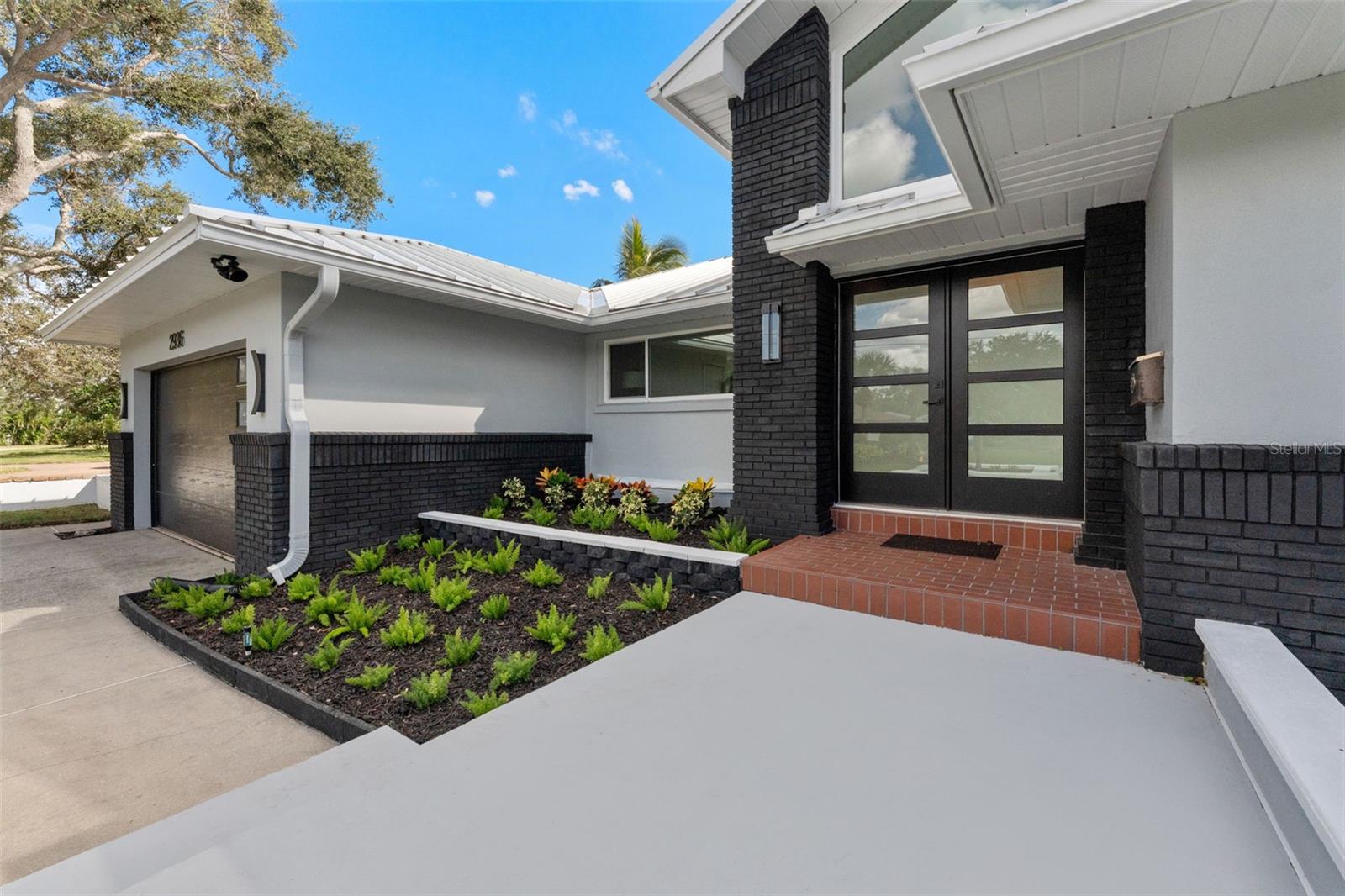 2936 68th Ave S Property Photo 7