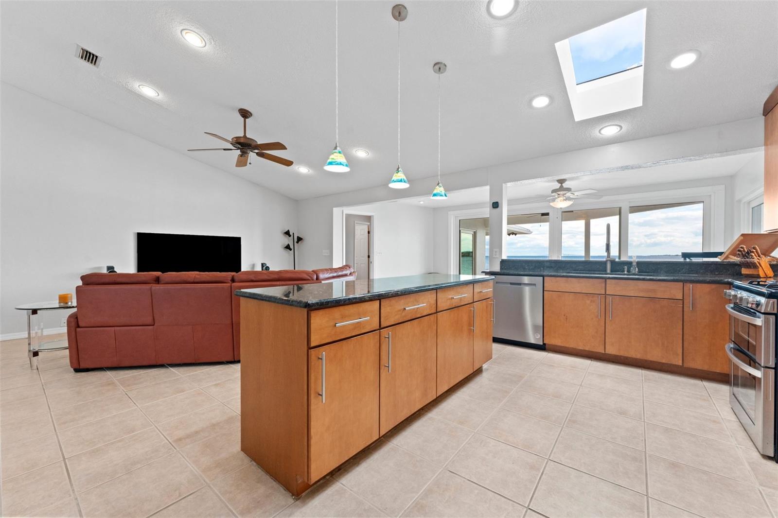 2936 68th Ave S Property Photo 19