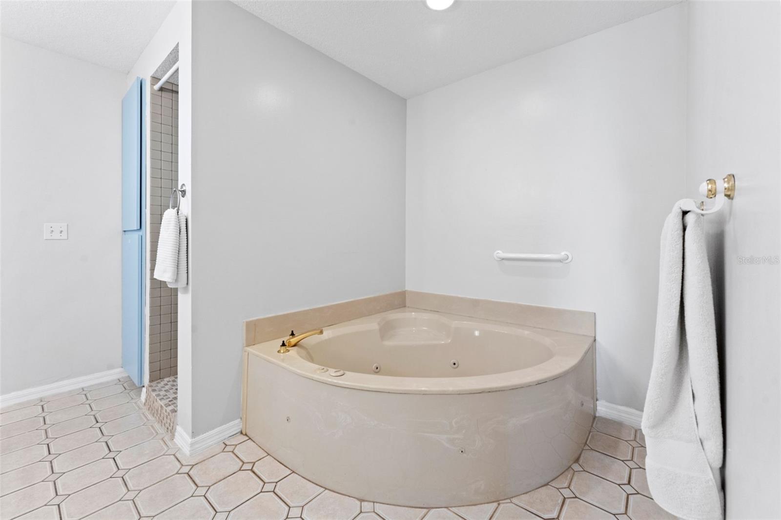 2936 68th Ave S Property Photo 33