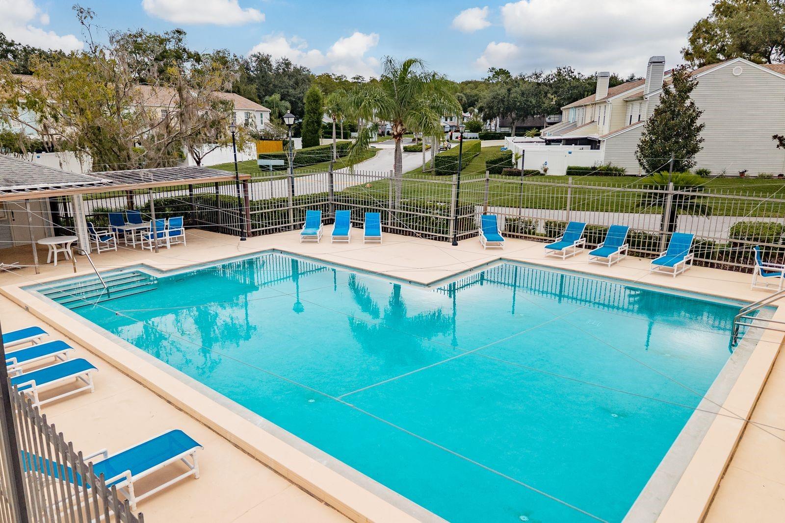 16218 Rambling Vine Dr W Property Photo 32