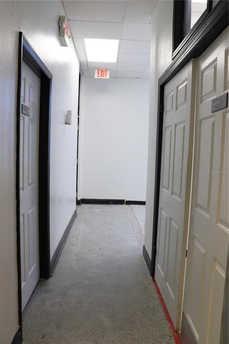 5352 N Habana Ave #c Property Photo 25