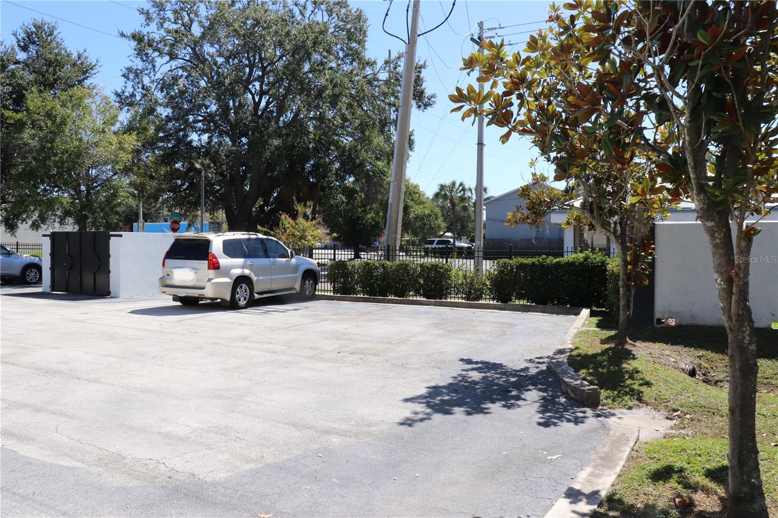 5352 N Habana Ave #c Property Photo 37