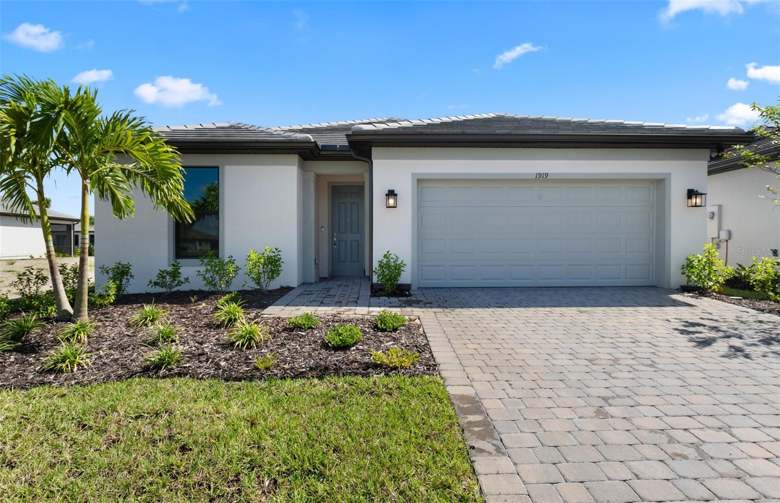 4620 Blue Star Ct Property Photo 1