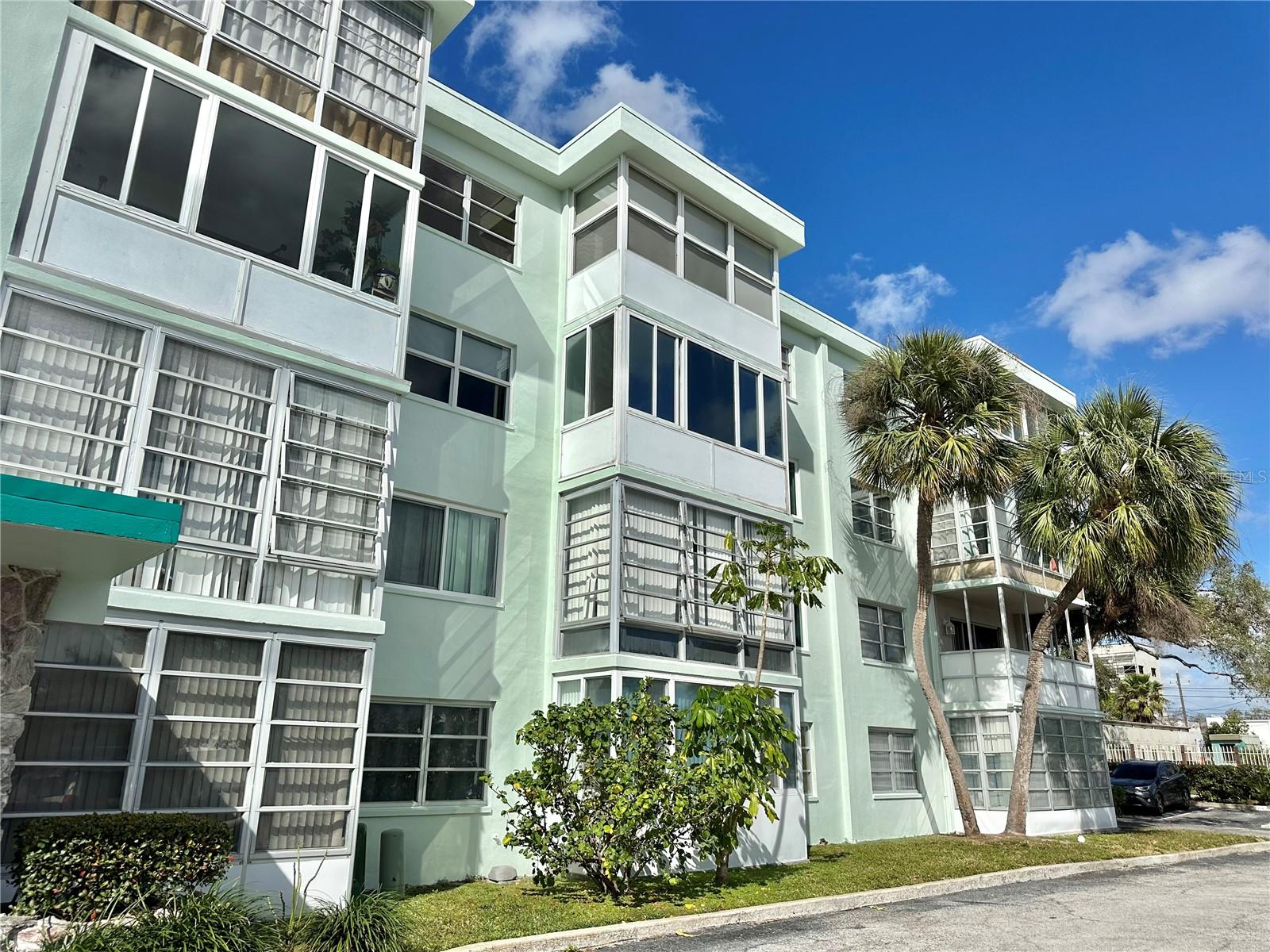 100 WAVERLY WAY #302