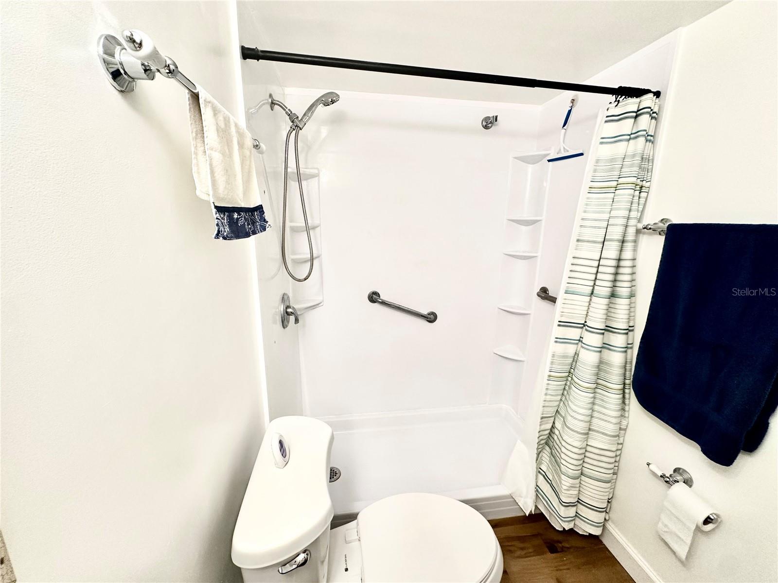 100 Waverly Way #302 Property Photo 12
