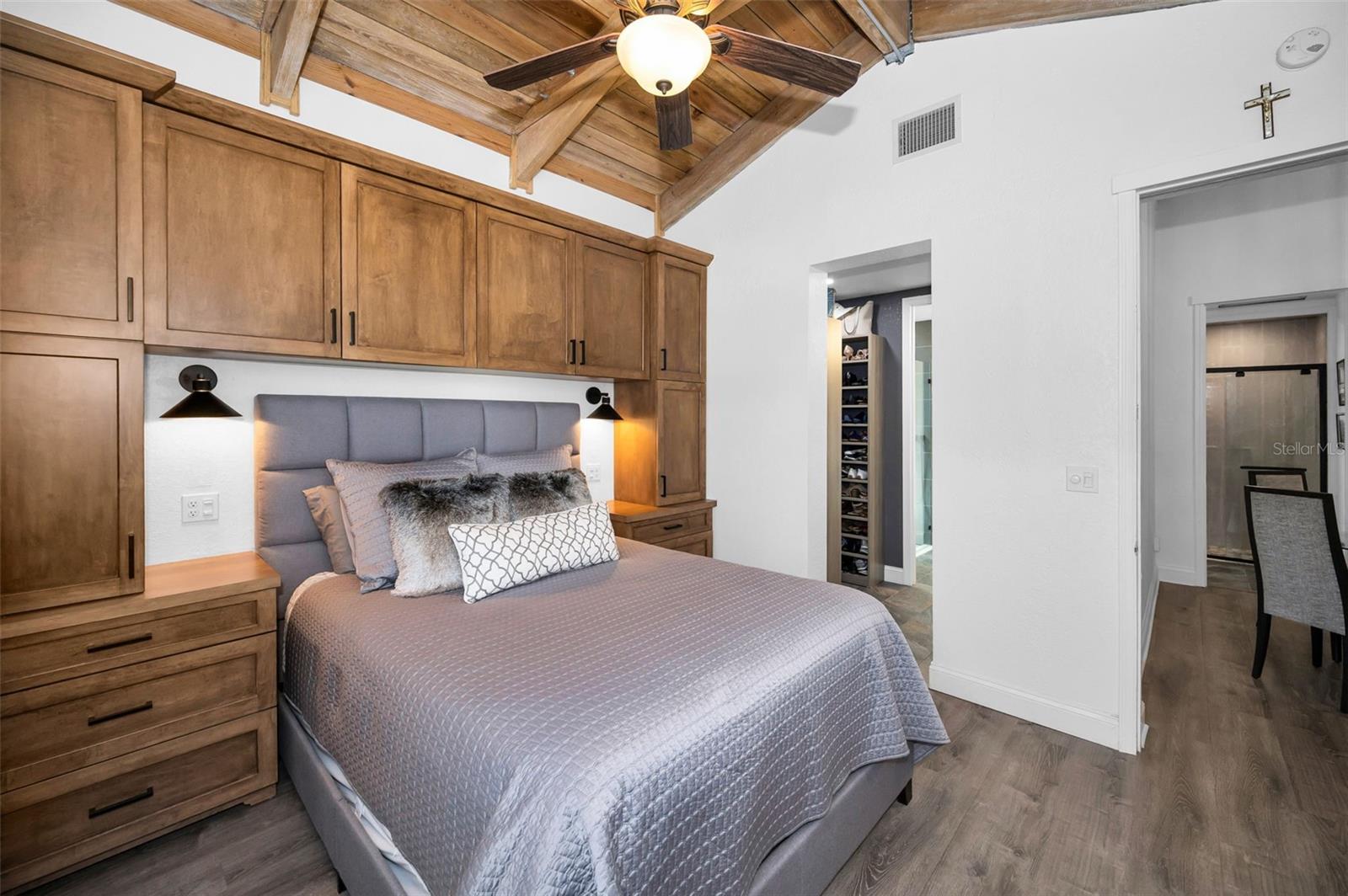 525 Lexington St Property Photo 17