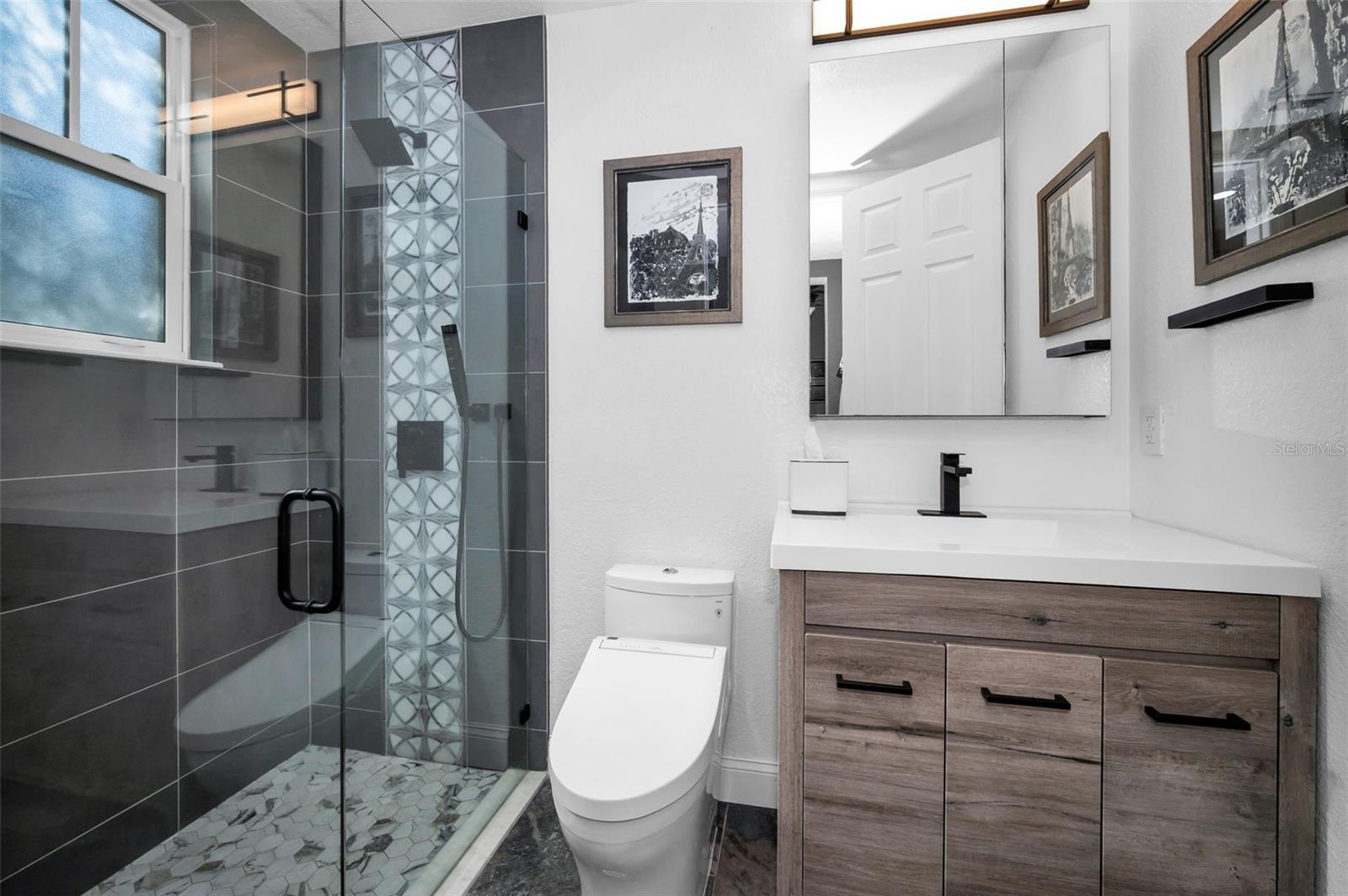 525 Lexington St Property Photo 18