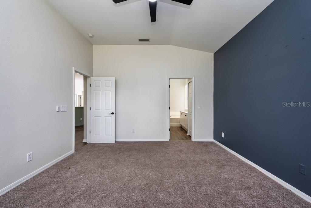 11104 Holly Cone Dr Property Photo 15