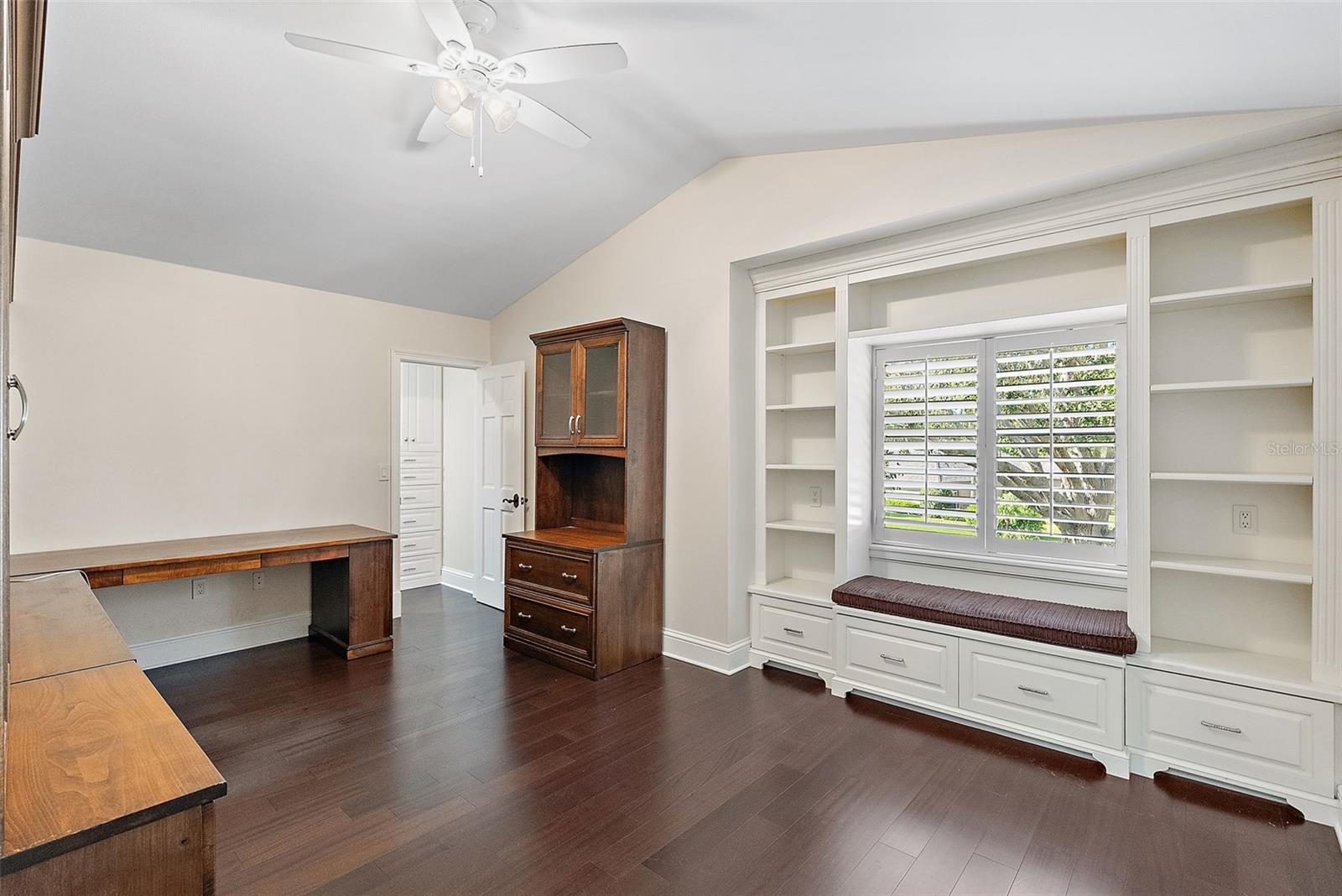 2371 Landings Cir Property Photo 48