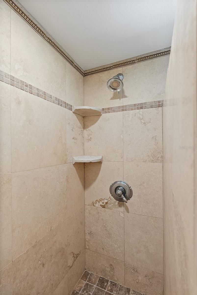 2371 Landings Cir Property Photo 55