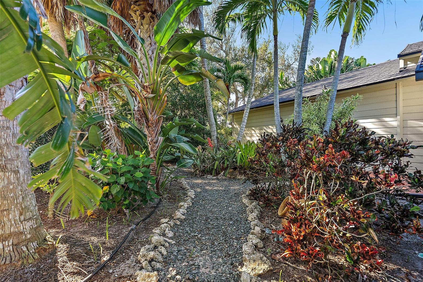 2371 Landings Cir Property Photo 67