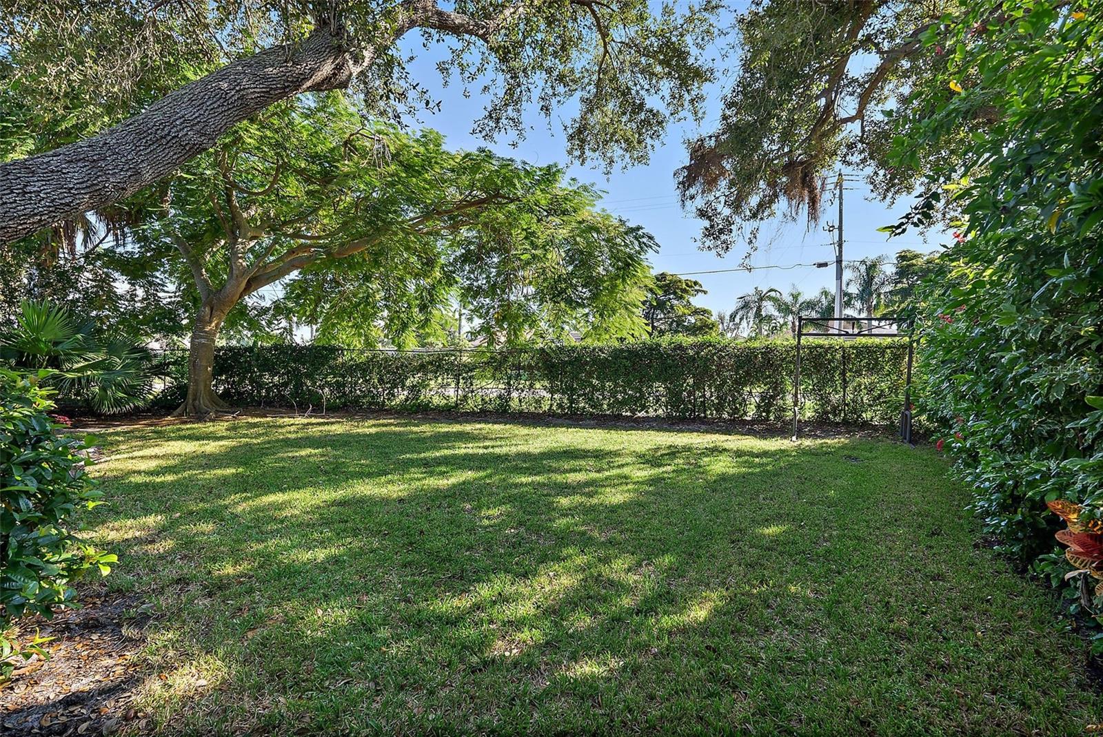 2371 Landings Cir Property Photo 70