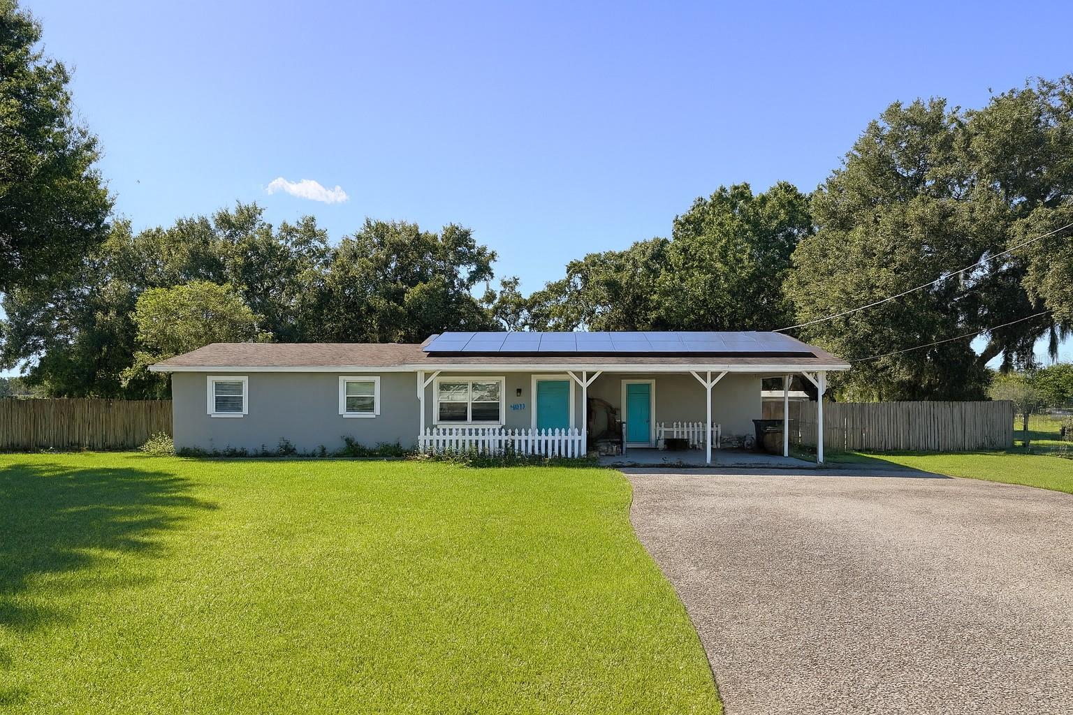 4017 BERKLEY RD Property Photo 1