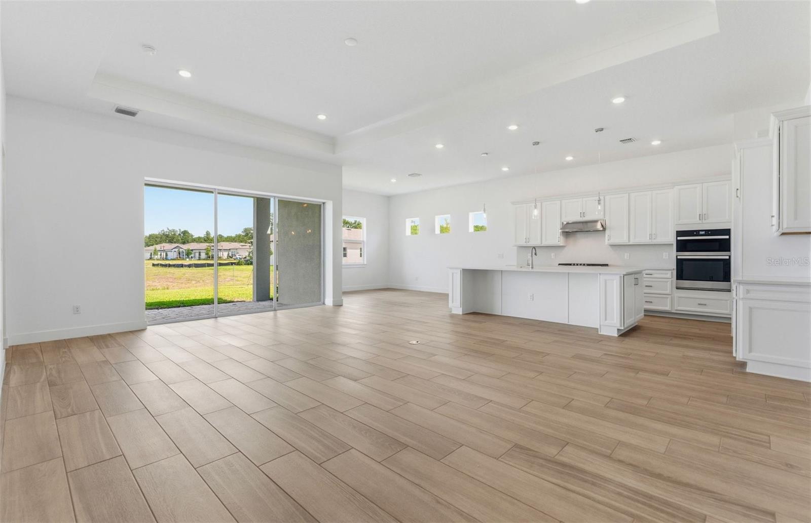 16412 Rustic Sky Dr Property Photo 6