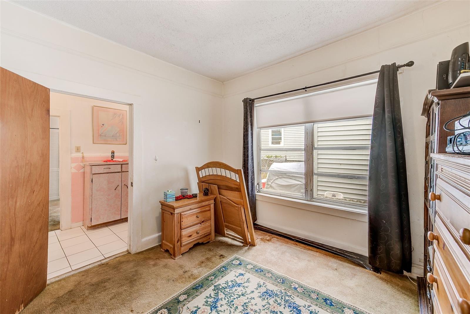 632 Cross St Property Photo 18