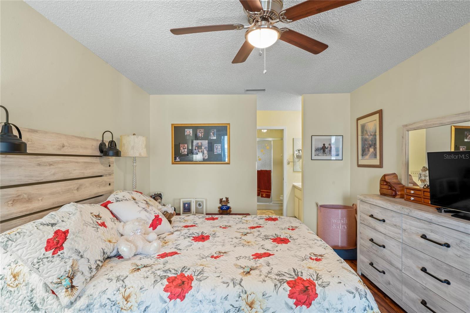12041 Hoosier Ct #202 Property Photo 20