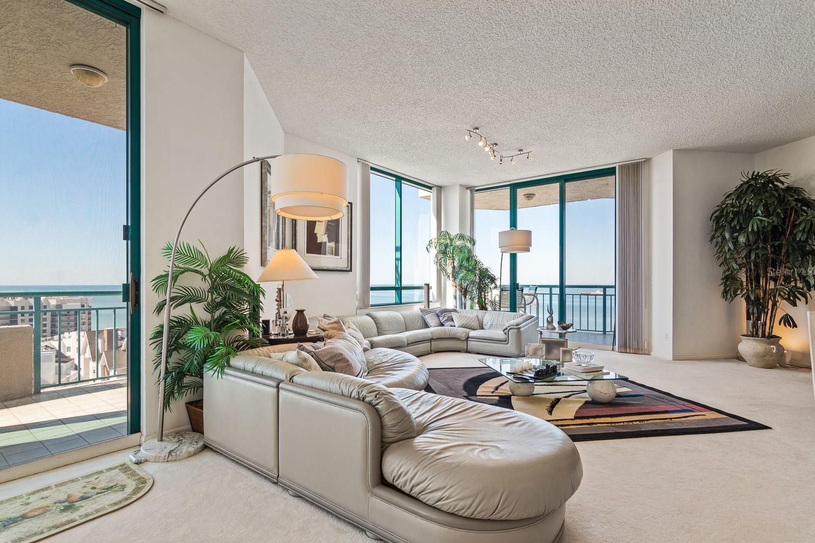 1560 Gulf Blvd #1507 Property Photo 13