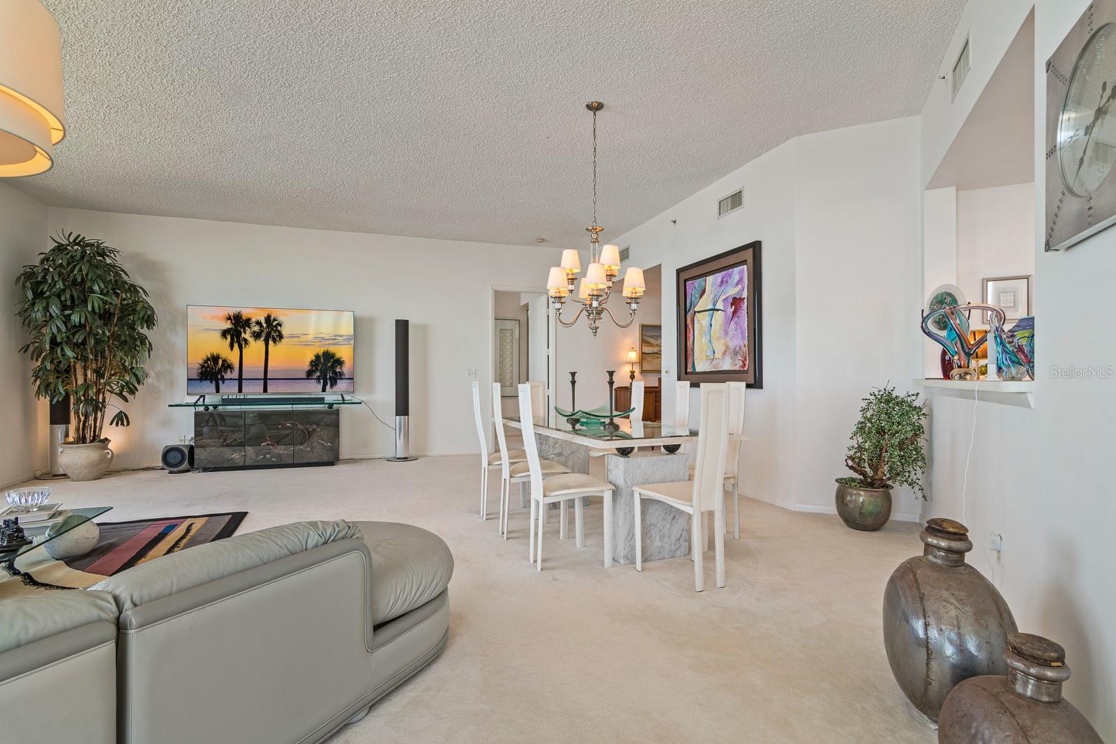 1560 Gulf Blvd #1507 Property Photo 17
