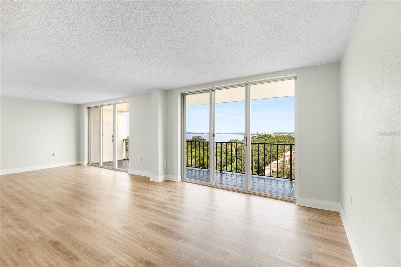 2699 Seville Blvd #802 Property Photo 3
