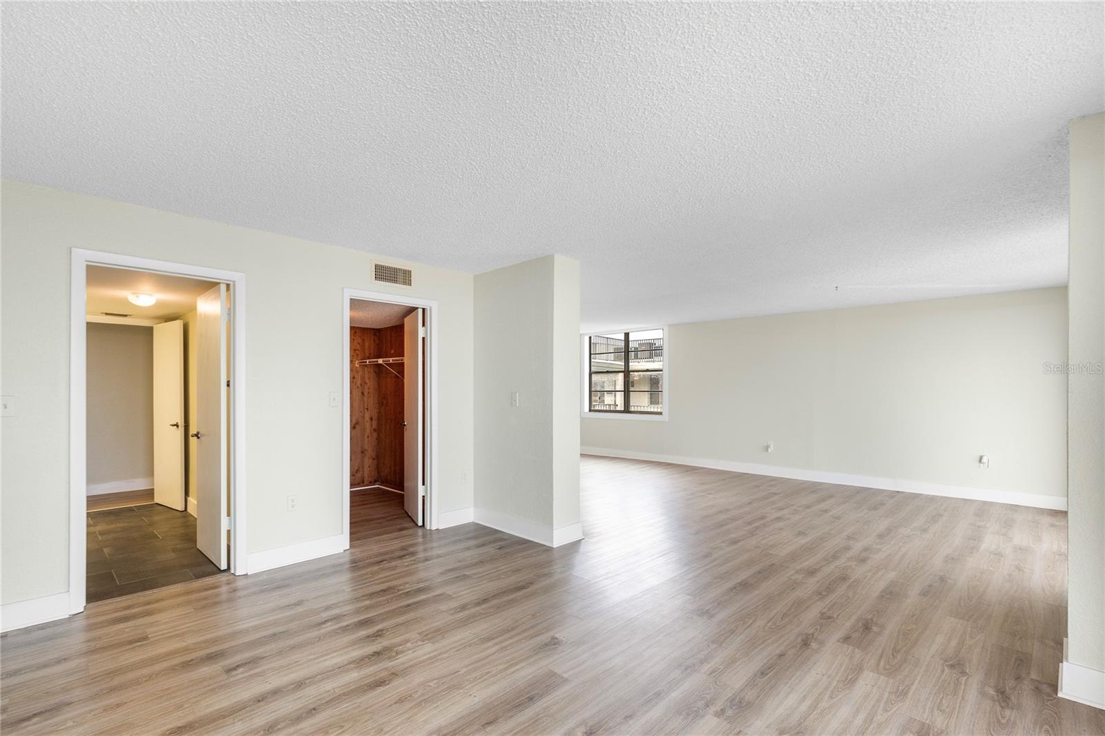 2699 Seville Blvd #802 Property Photo 5