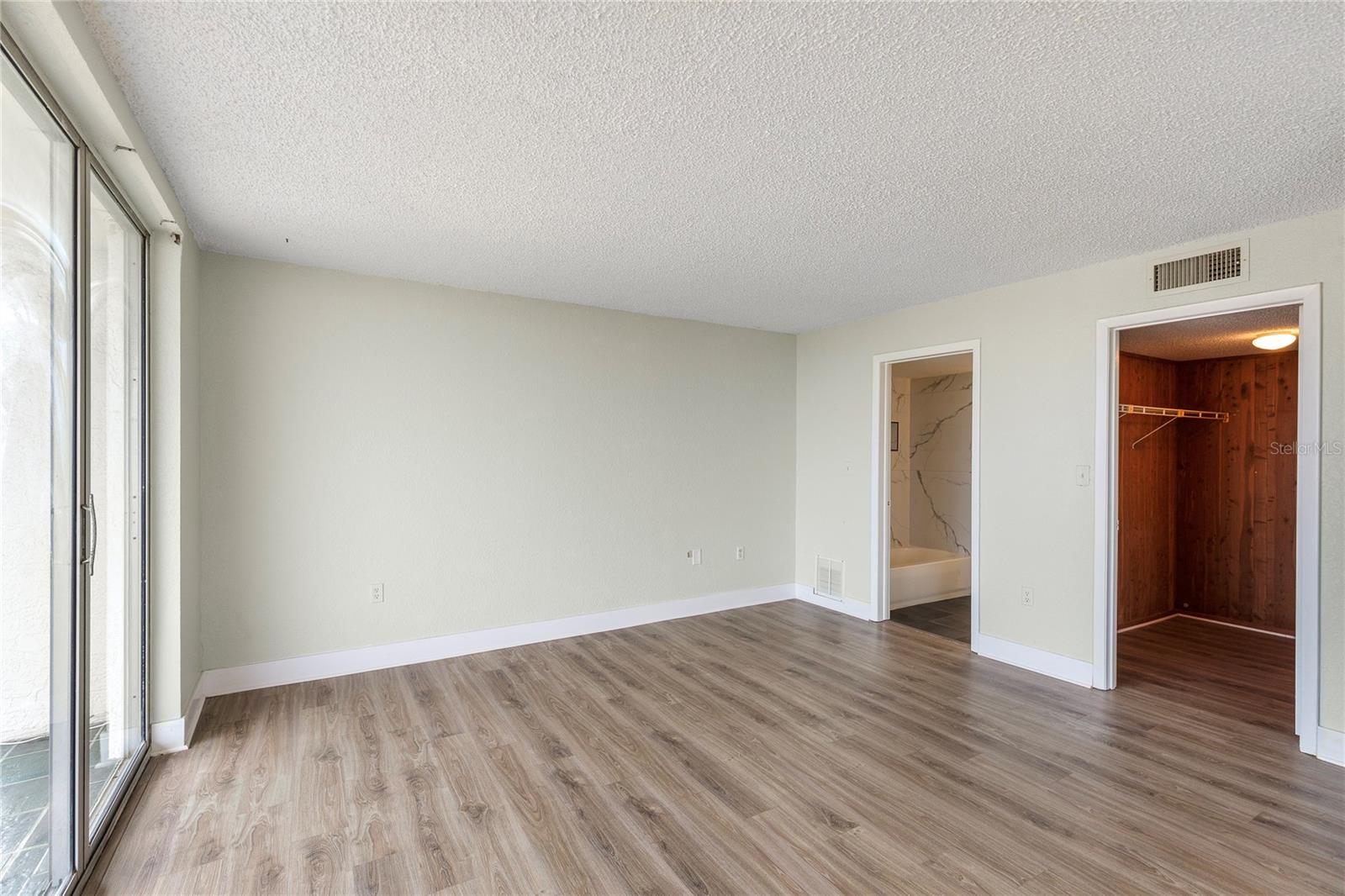 2699 Seville Blvd #802 Property Photo 13