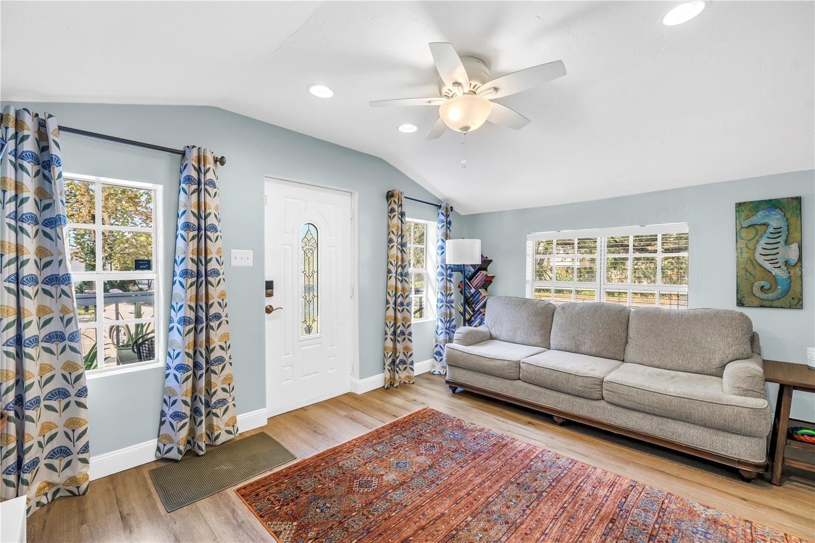 5161 Rena St N Property Photo 4