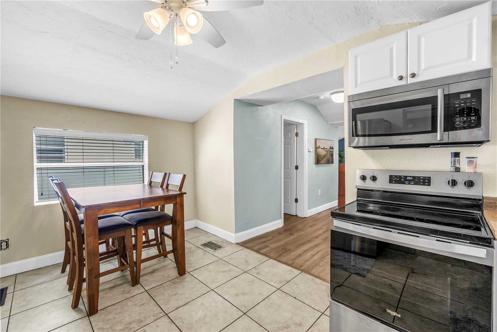 5161 Rena St N Property Photo 9