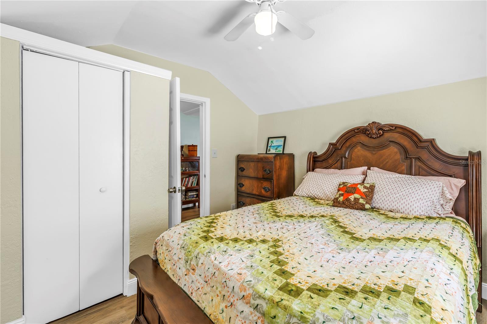 5161 Rena St N Property Photo 18