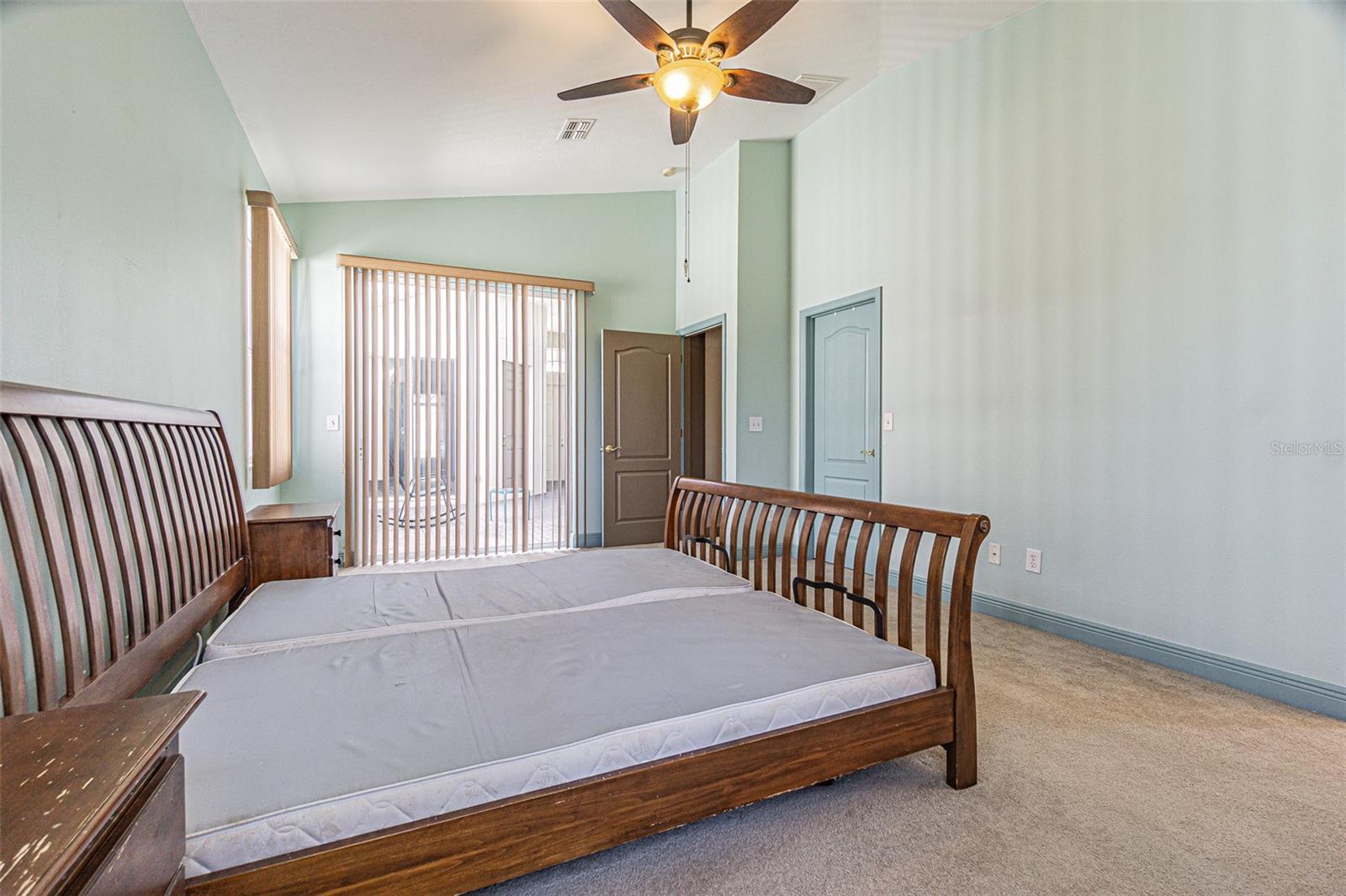 9506 Rolling Cir Property Photo 16