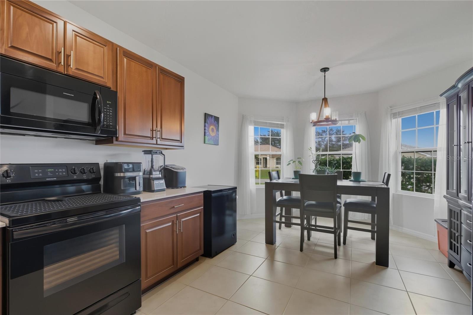 314 Se Van Loon Ter Property Photo 11